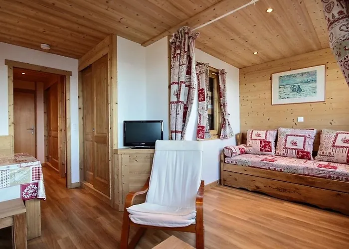 Renove, 4 Pers, Pied Des Pistes, Proche Commerces - Fr-1-455-77 La Plagne